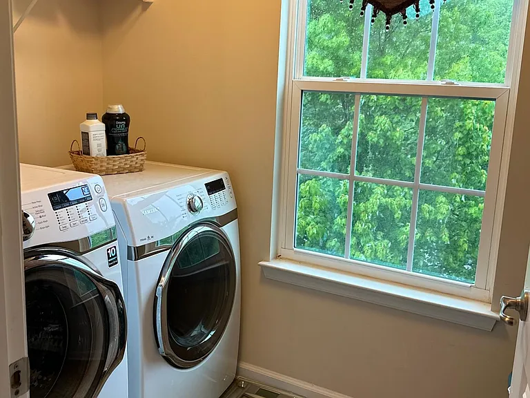 Laundry Room (Upstairs)