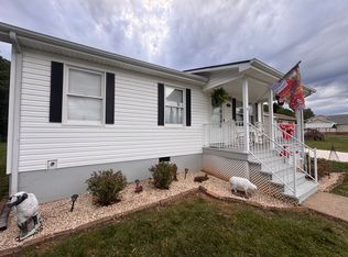 292 Lesueur St, Dillwyn, VA 23936