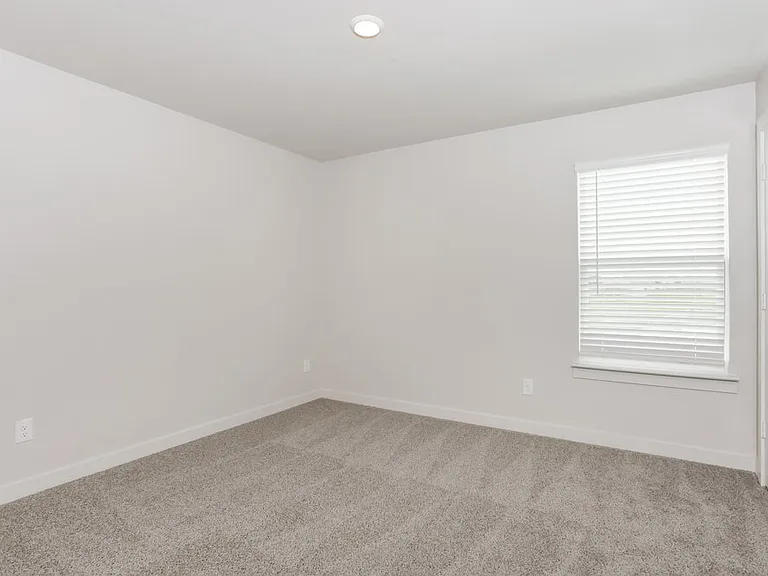 201 Julian Davis Dr — Photo 17