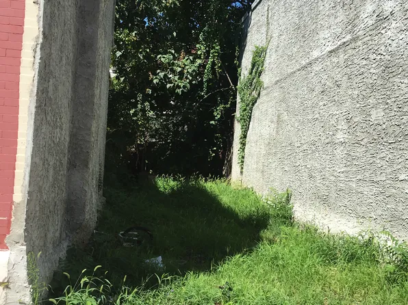 1712 N Taney St, Philadelphia, PA 19121