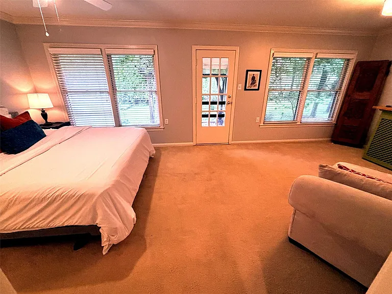 737 Oakdale Dr — Photo 6