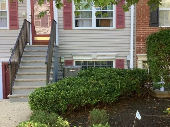 54 Yancy Dr #54, Newark City, NJ 07103