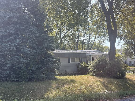 3rd image of 510 Madison St