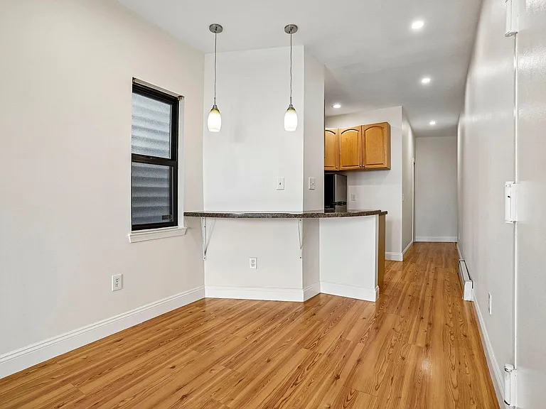 82 Manhattan Ave #6 — Photo 6