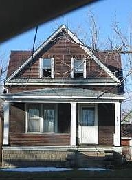 1st image of 390 Dewey Ave