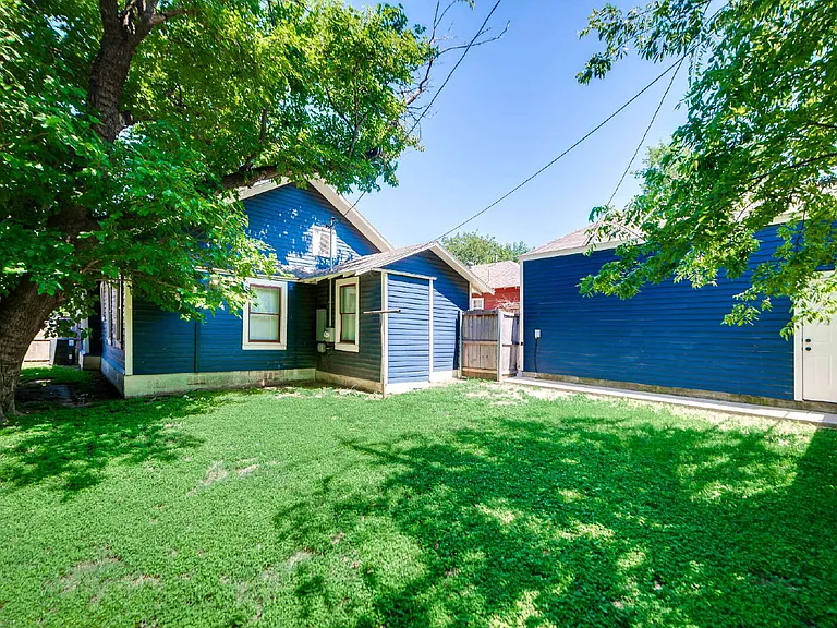 1318 Fairmount Ave — Photo 17