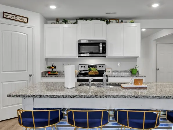 728 Fish Camp Rd, Chelsea, AL 35043