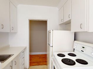 290 Mona, Ottawa, ON K1L 7A1