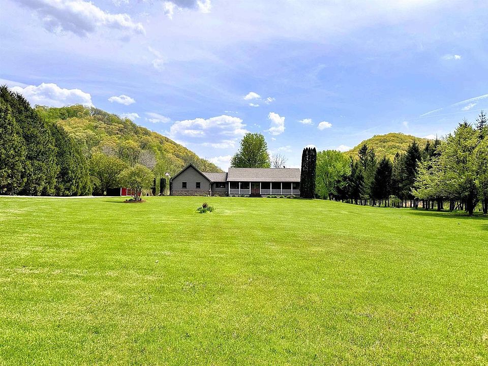 1st image of 58575 Benhardt Ridge Road