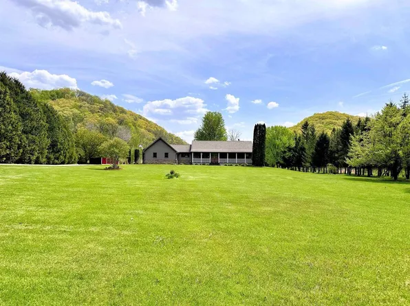 58575 Benhardt Ridge Road, Eastman, WI 54626