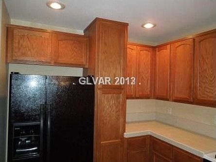 3rd image of 1509 Henry Dr