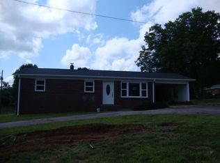 944 Old Furnace Rd, Boiling Springs, SC 29316