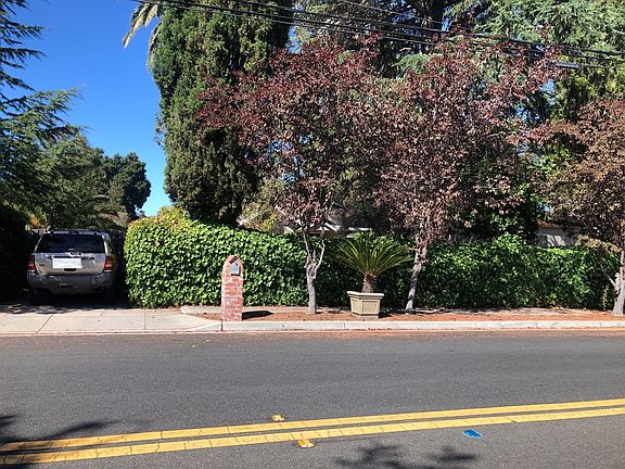 4th image of 15385 National Ave