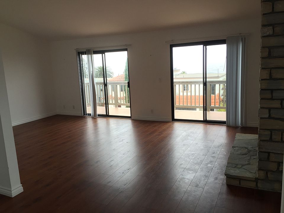 1st image of 2438 Myrtle Ave