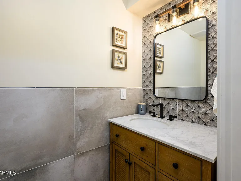 1621 W Medlock Dr — Photo 35