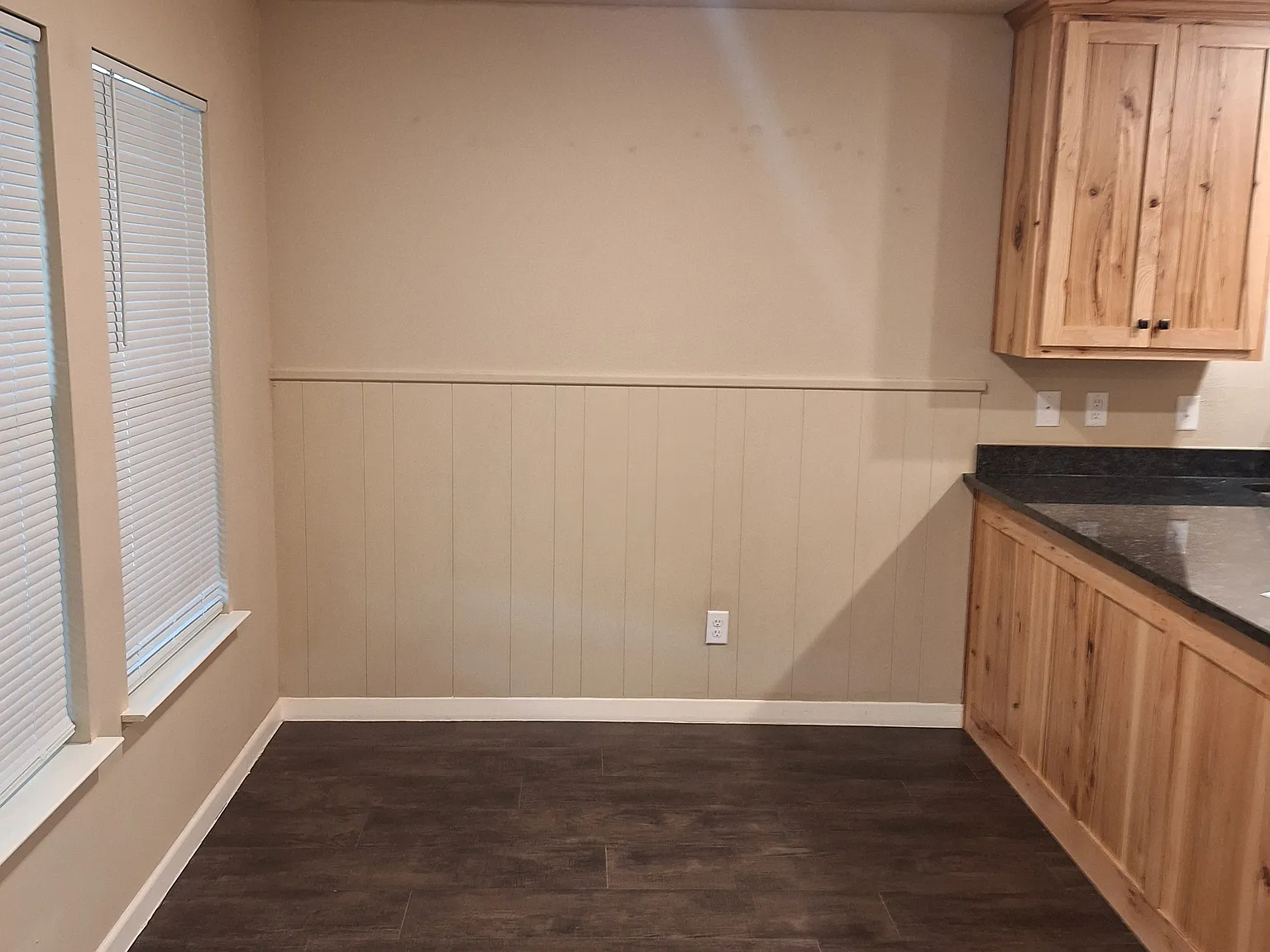 2 bed, 900 sqft, $1,250 — Photo 2