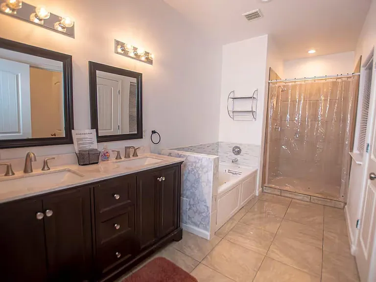 3112 Clay St — Photo 7