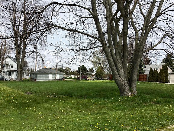 3rd image of 10306 Bowers Ct