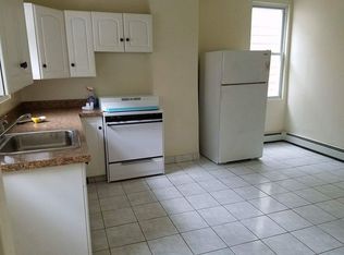 68 Chestnut St #2, Weehawken, NJ 07086