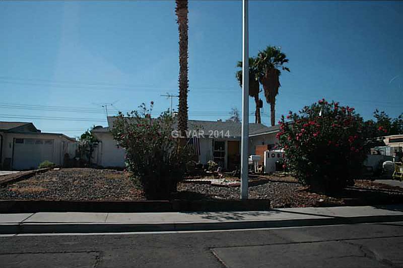 1st image of 1087 Westminster Ave
