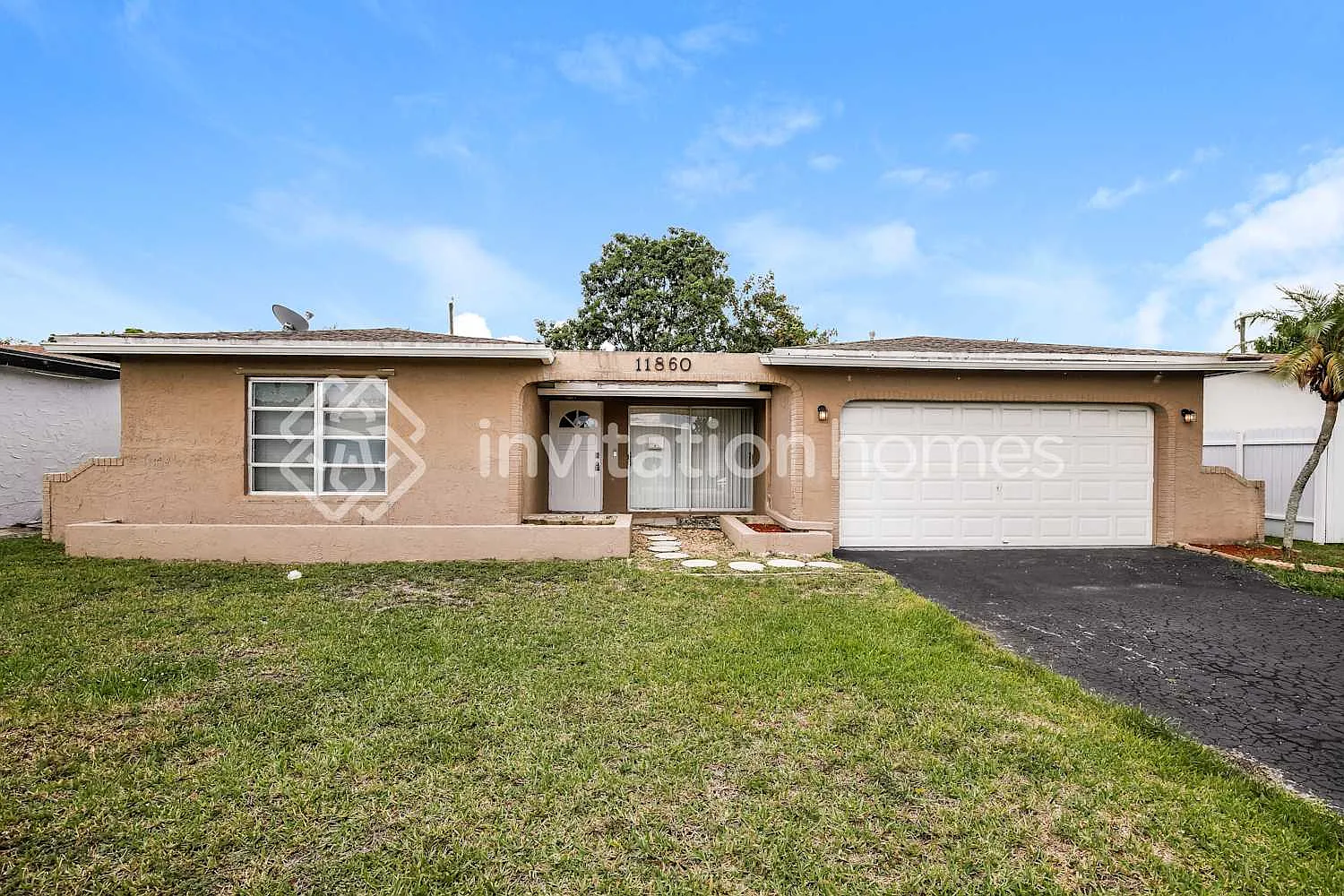 11860 NW 29th Pl Sunrise, FL 33323 — Photo 1
