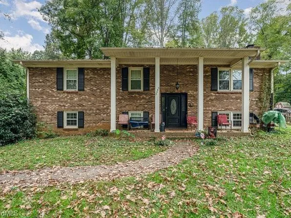 3346 Linda Cir, Winston Salem, NC 27106