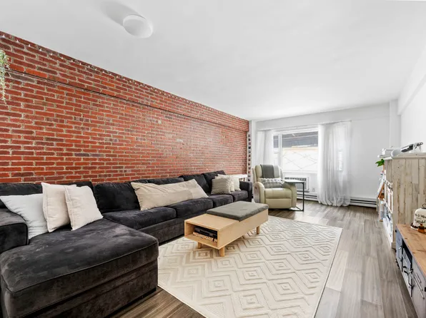 40 Sutton Place image 1 of 5