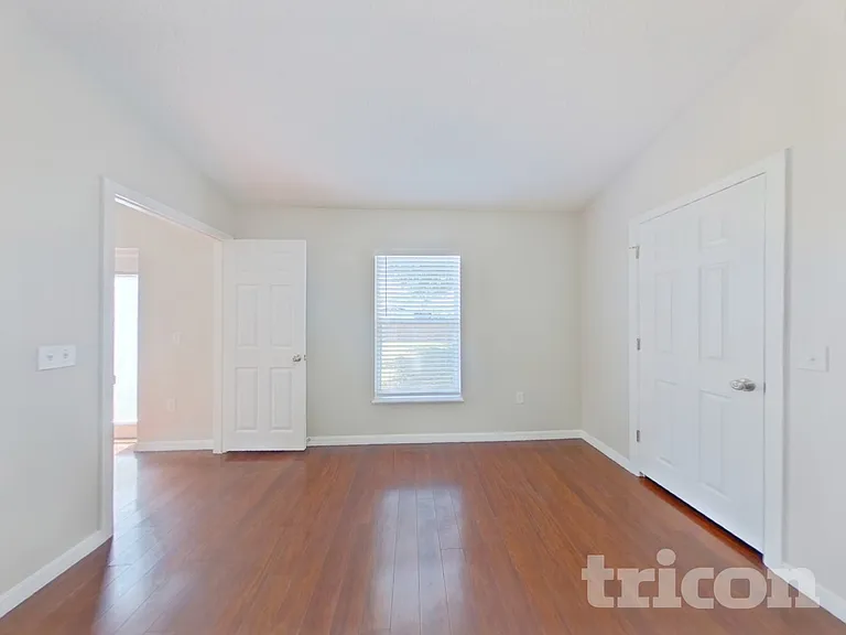 970 Cambridge Ct — Photo 8