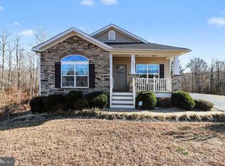 129 Hickory Hill Overlook Ct, Fredericksburg, VA 22405