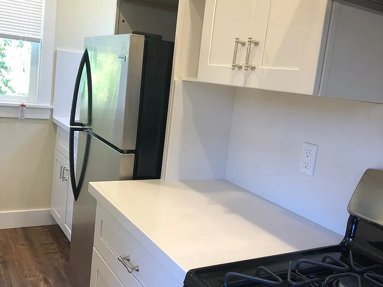 68 N 10th St #4 — Photo 9