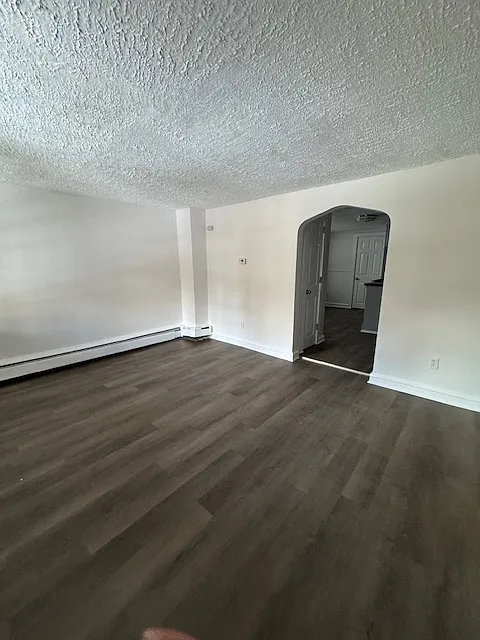 2 bed, 800 sqft, $1,000 — Photo 2