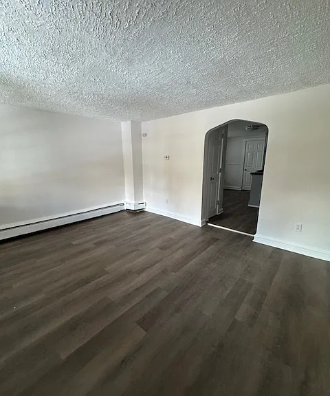 94B W Chestnut St #B — Photo 2