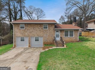 2542 Burton Cir, Morrow, GA 30260