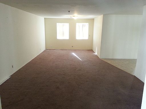 5th image of 3137 W 139th St APT 207