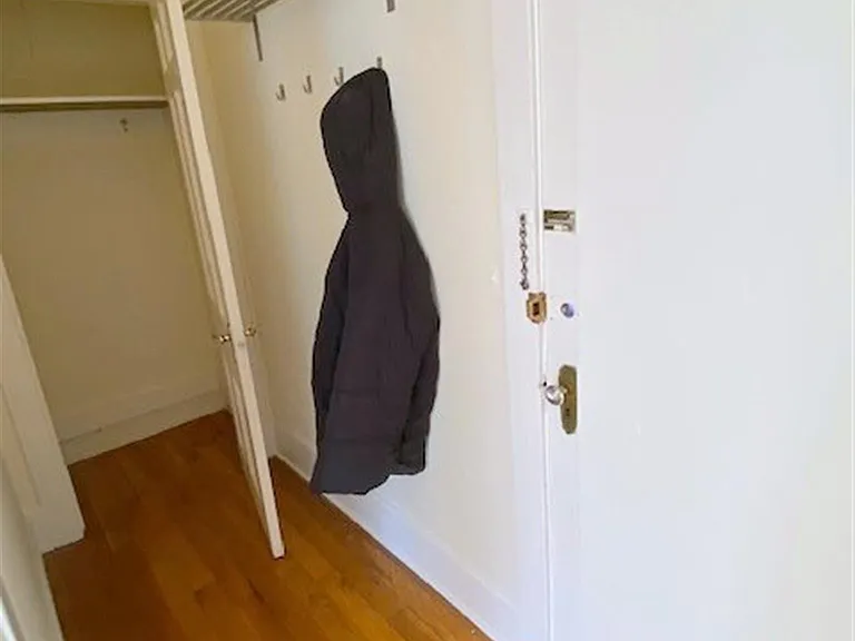 90 Kirkland St — Photo 3