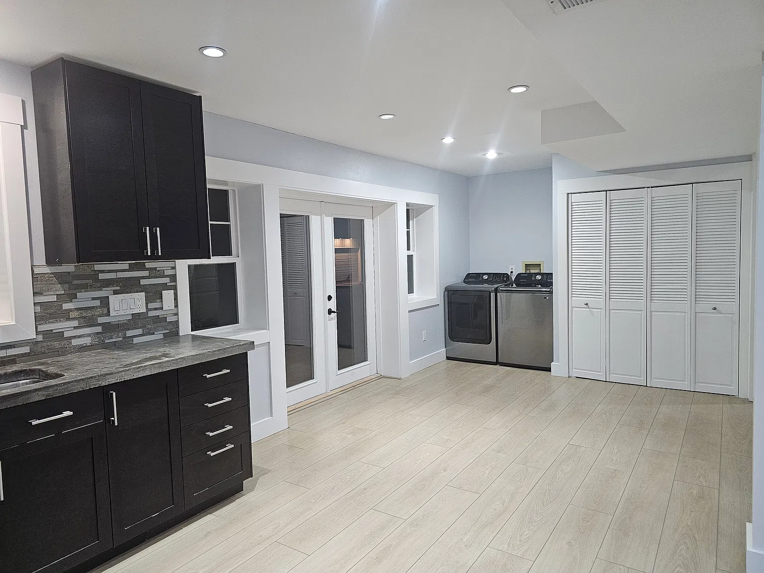 SE 37th St, Sammamish — Photo 1