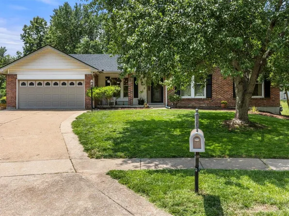 7822 Somerworth Ct, Saint Louis, MO 63119