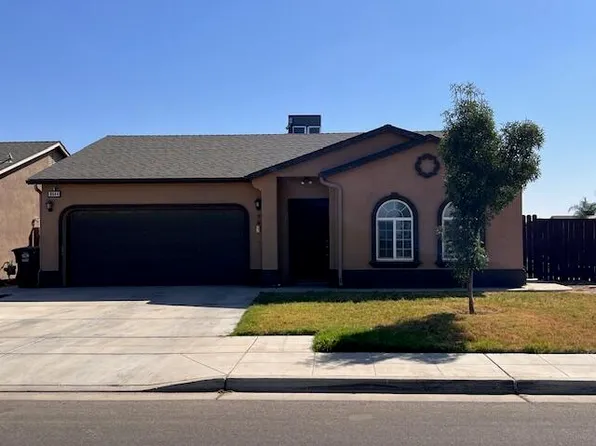 8644 Foothill Avenue, Parlier, CA 93648