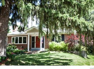116 Turf Ct, Saint Louis, MO