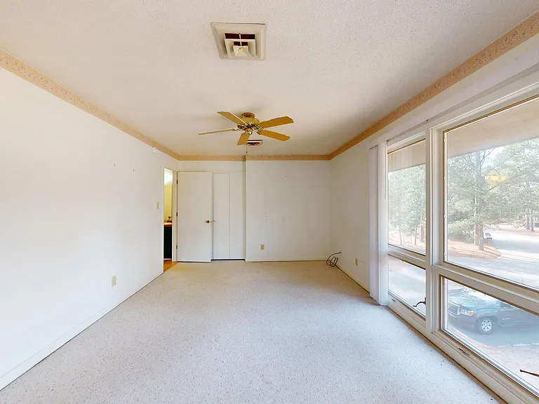 222 Foxkroft Dr — Photo 16