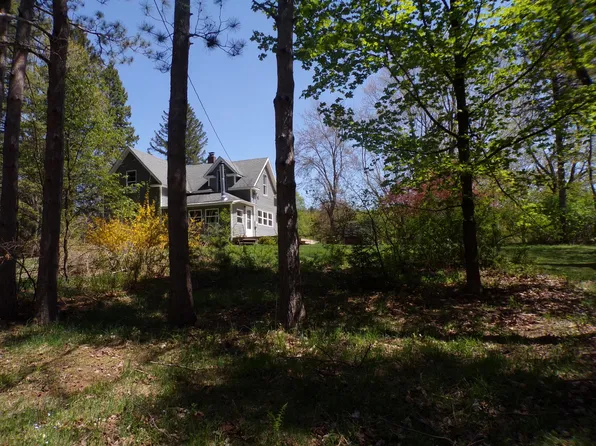 8411 Puustinen Rd, Kaleva, MI 49645