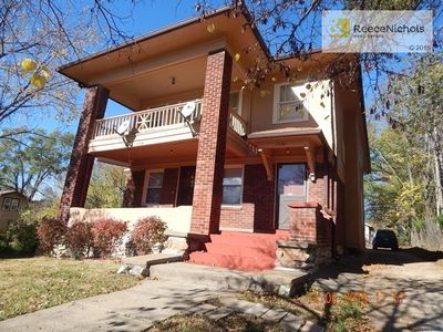 1524 E 51st St, Kansas City, MO, 64110