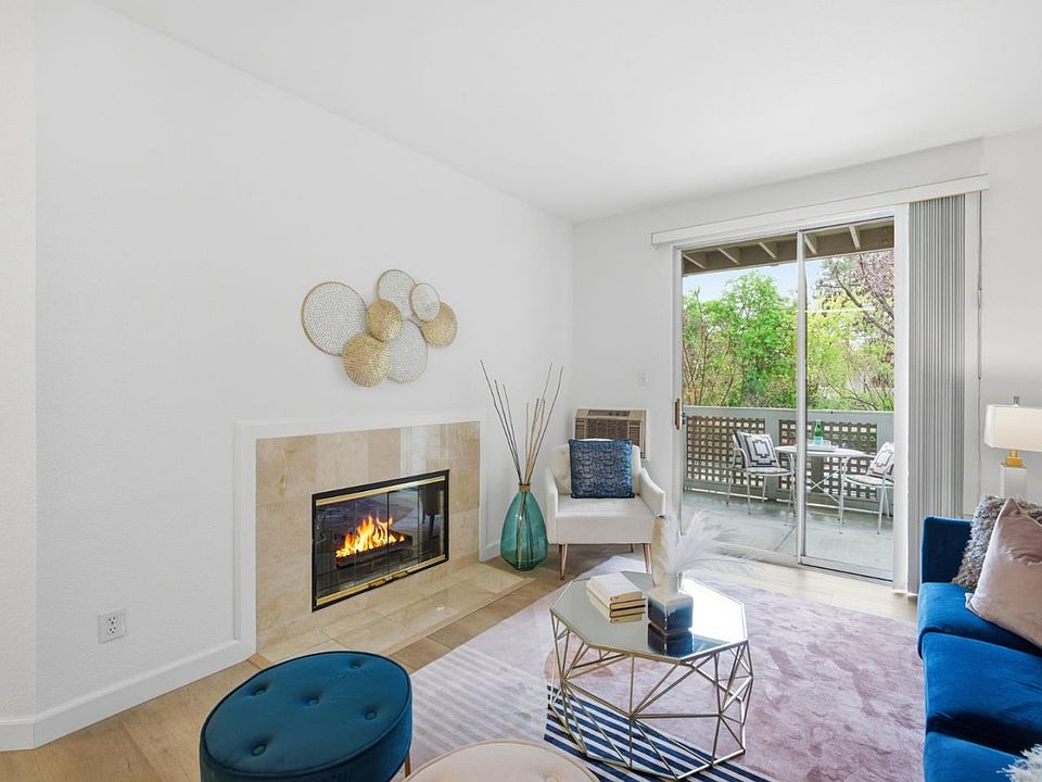 1st image of 250 Santa Fe Ter APT 209