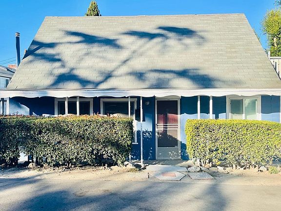 4th image of 24263 Los Codona Ave #B