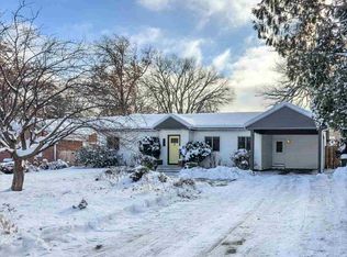 519 W Park Rd, Iowa City, IA 52246