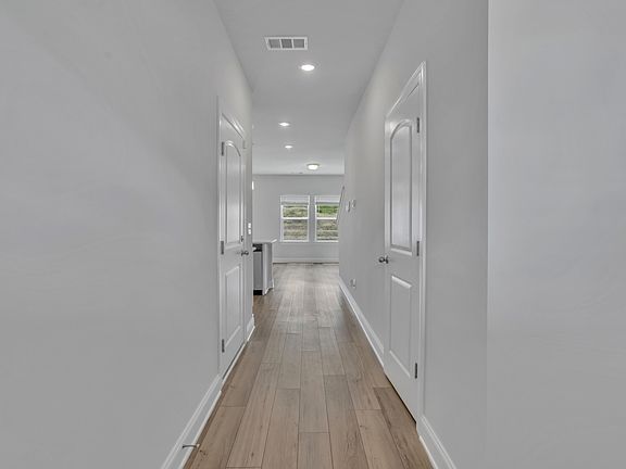 4th image of 4689 Ridge Bend Dr