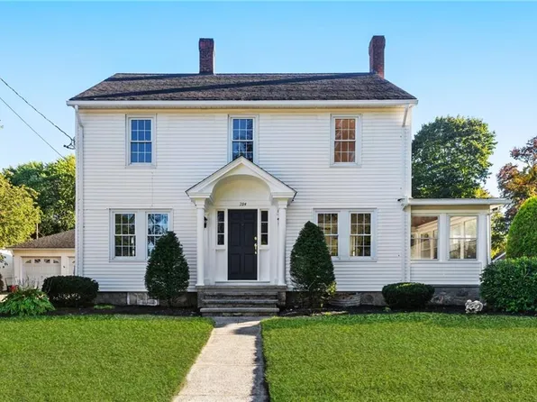 784 Victory Hwy, North Smithfield, RI 02896