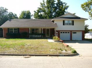 2666 Chateau Dr, Norman, OK 73069