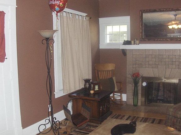5th image of 1914 Oakland Cres