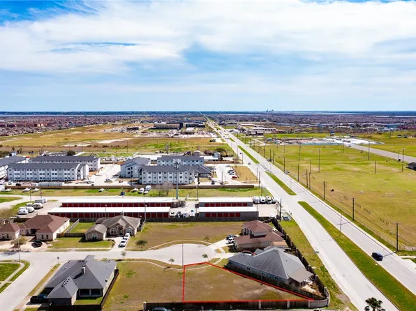 4137 Rayado Creek Dr, Corpus Christi, TX 78414